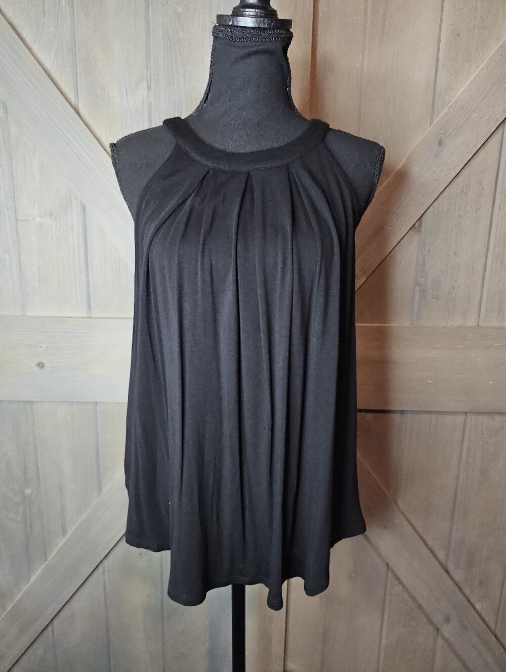 Cable & Gauge Black Sleeveless Pleated Neck Tank Top sz Medium